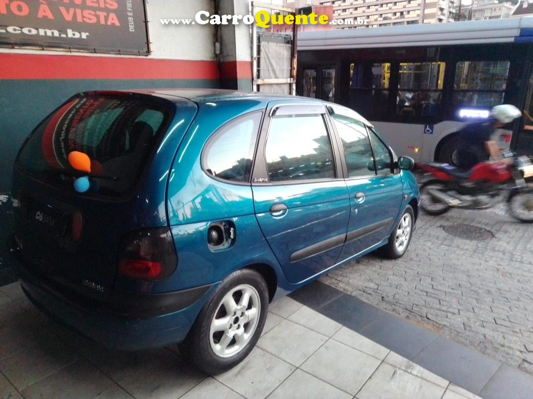 RENAULT SCENIC 2.0 RXE 8V - Loja