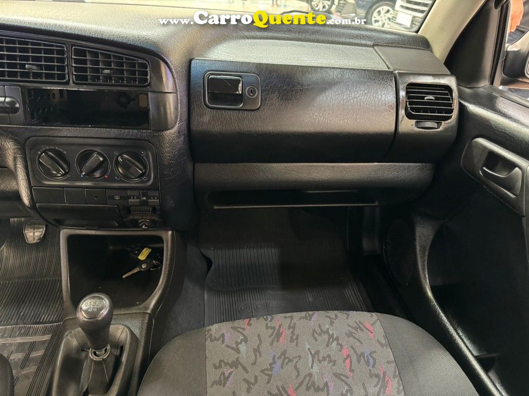 VOLKSWAGEN GOLF 1.8 MI GL 8V - Loja