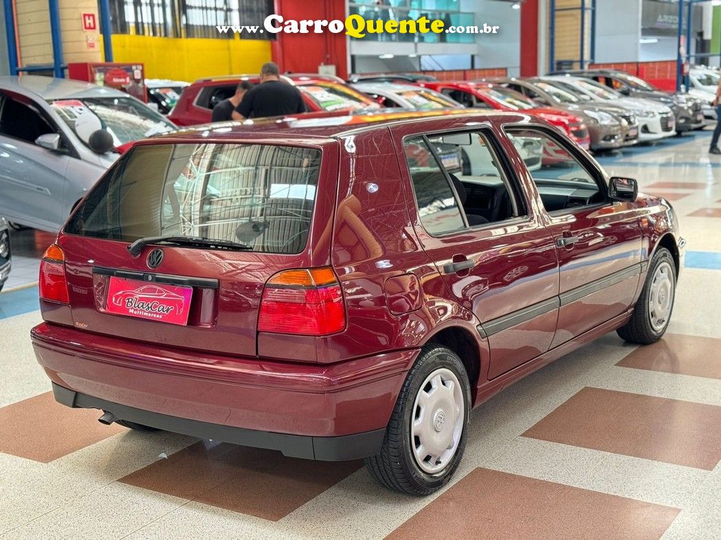 VOLKSWAGEN GOLF 1.8 MI GL 8V - Loja