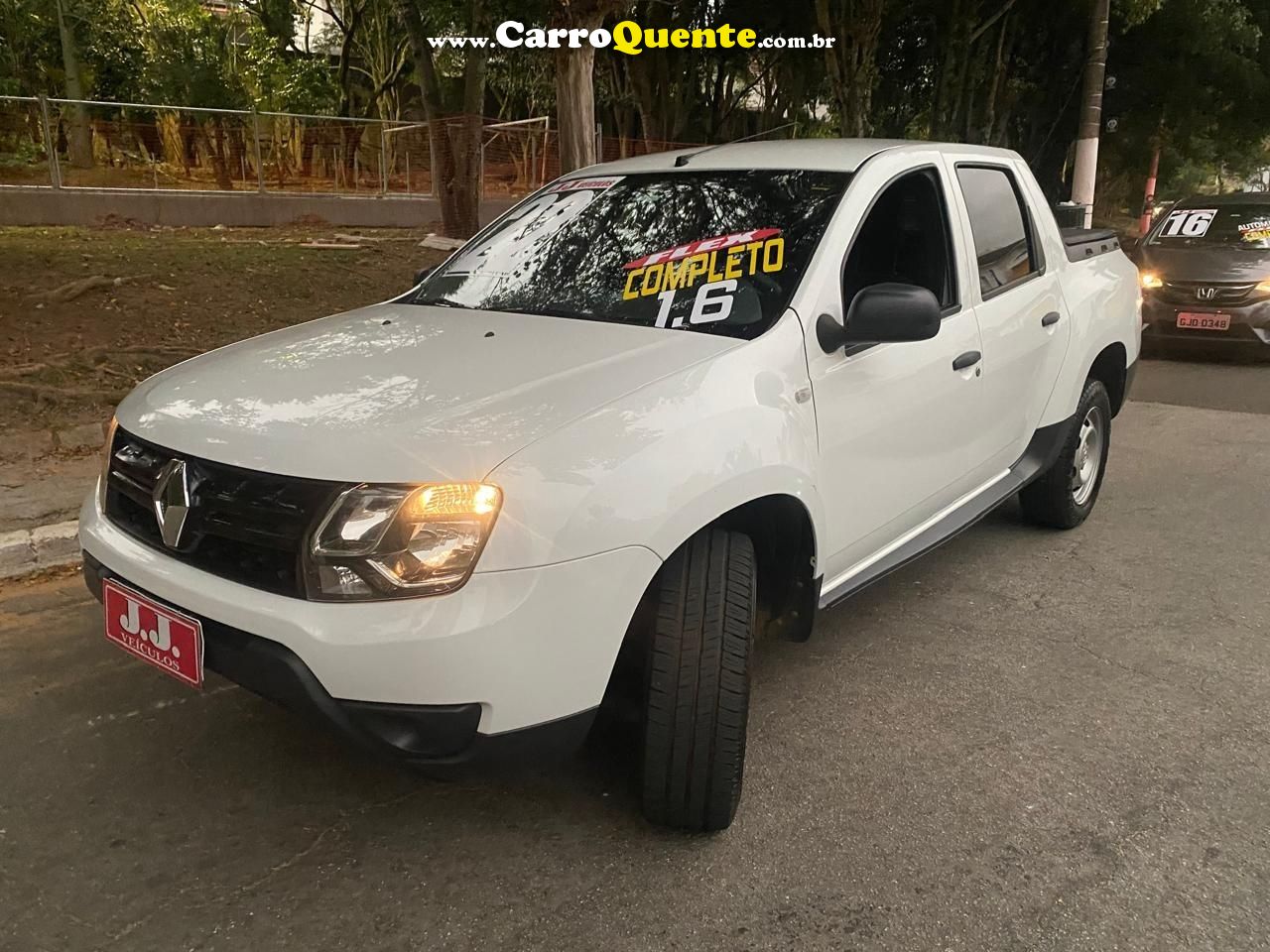 RENAULT DUSTER OROCH 1.6 16V SCE EXPRESSION - Loja