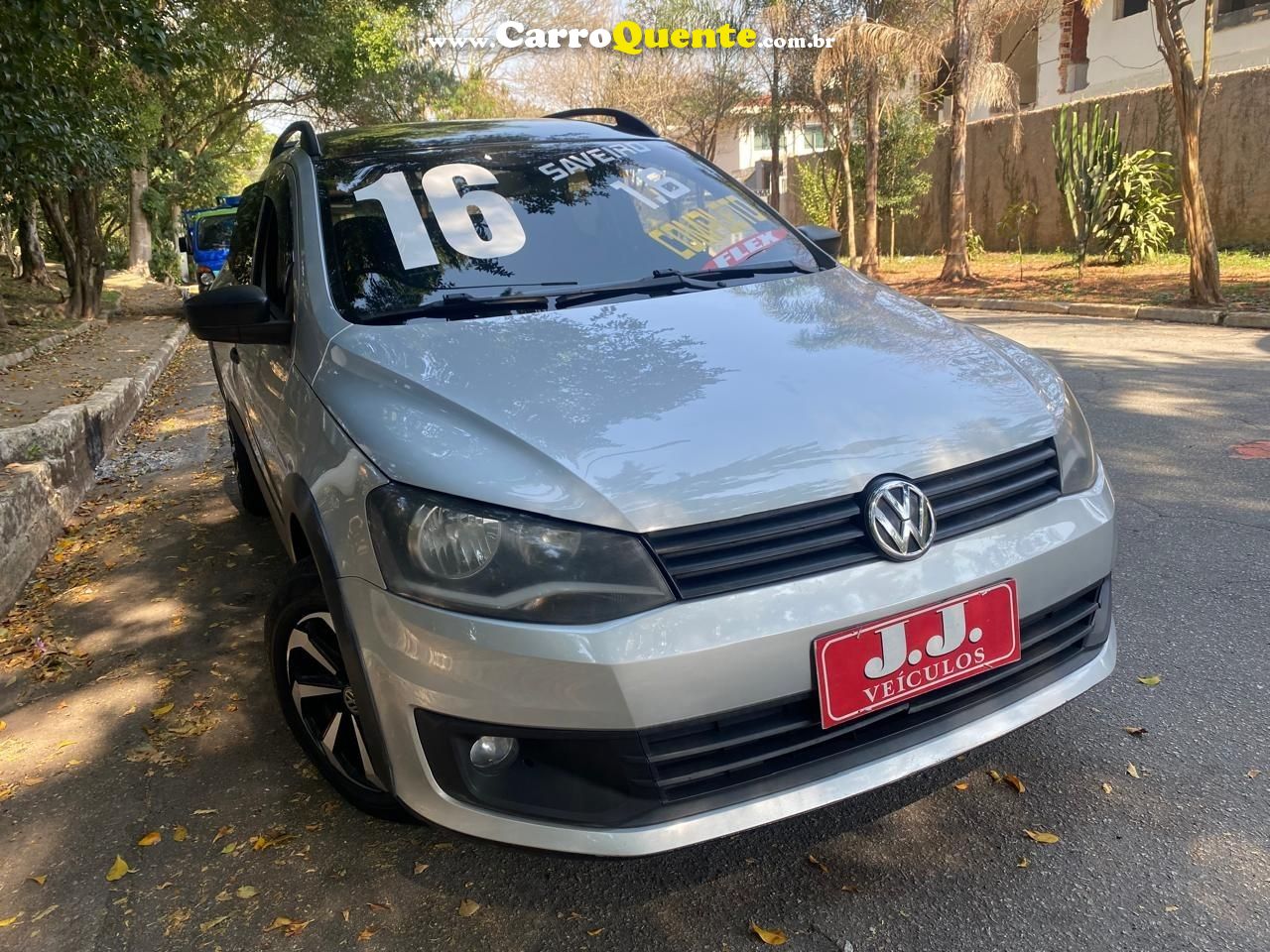 VOLKSWAGEN SAVEIRO 1.6 MI TRENDLINE CD 8V - Loja