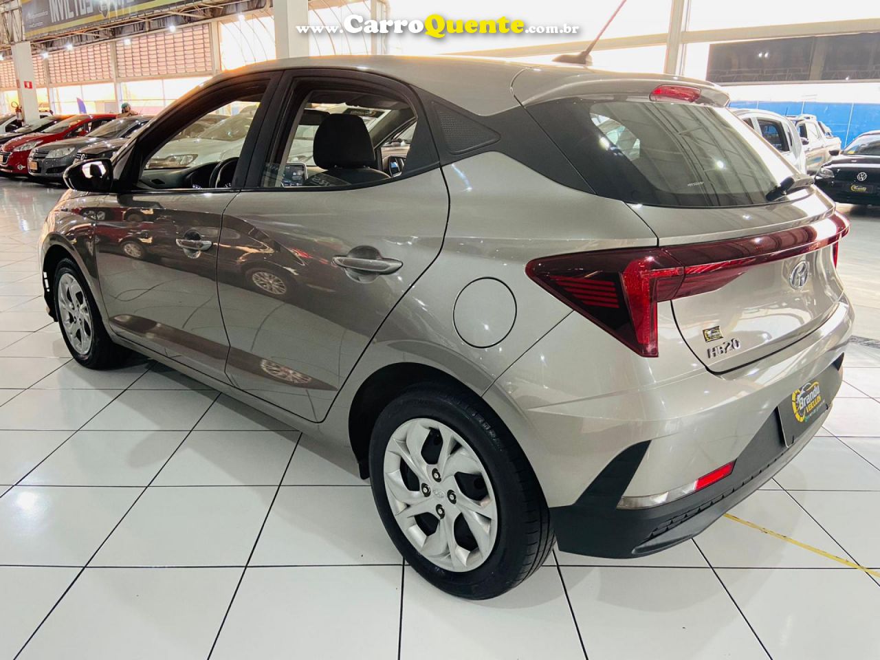 HYUNDAI   HB20 COMFORT 1.0 FLEX 12V MEC.   PRATA 2023 1.0 FLEX - Loja