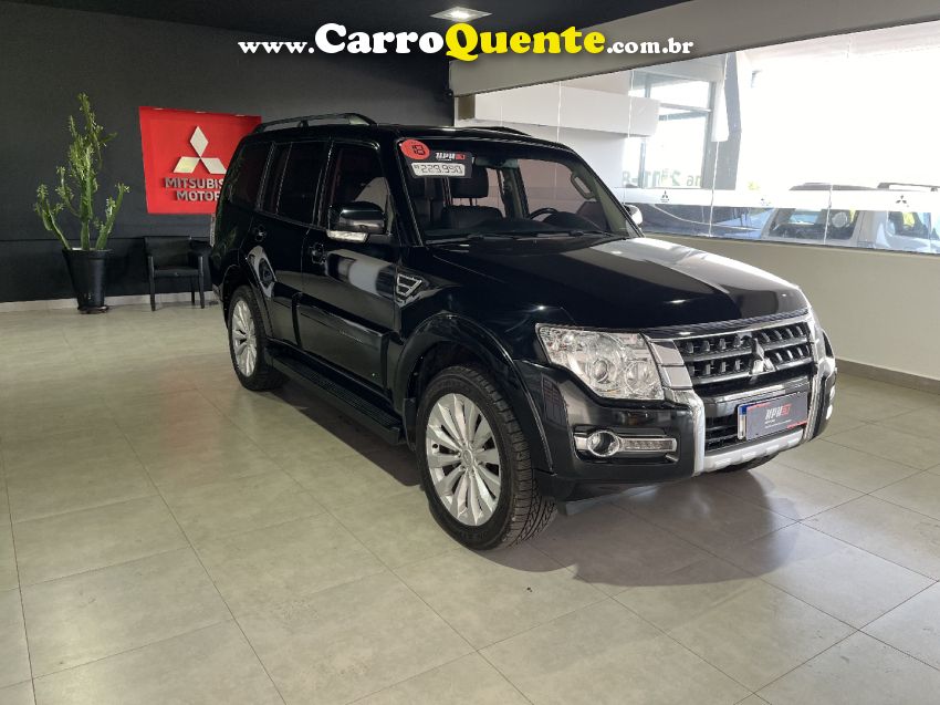 Mitsubishi PAJERO 3.2 HPE 4X4 7 LUGARES 16V TURBO INTERCOOLER DIESEL 4P AUTOMÁTICO - Loja