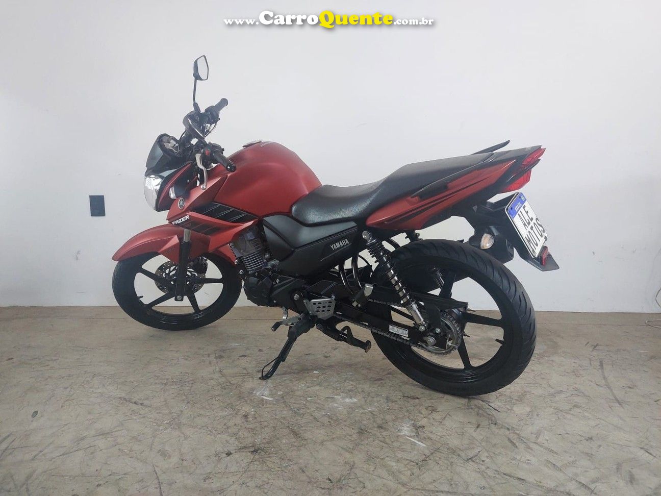 YAMAHA YS 150 FAZER SED - Loja