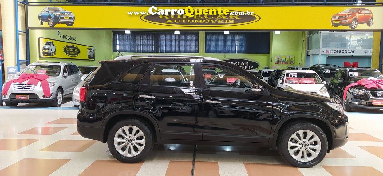 KIA SORENTO 2.4 S.263 4X2 16V - Loja