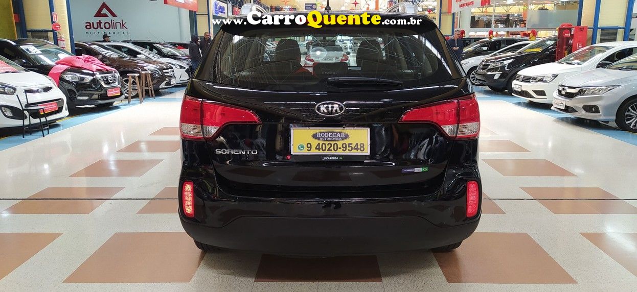 KIA SORENTO 2.4 S.263 4X2 16V - Loja