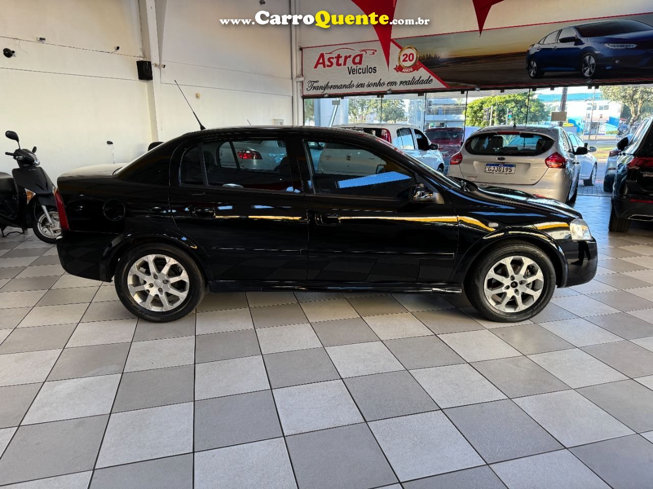 Astra Sedan Advantage 2.0 (Flex) 2010/2010 Chevrolet - Loja