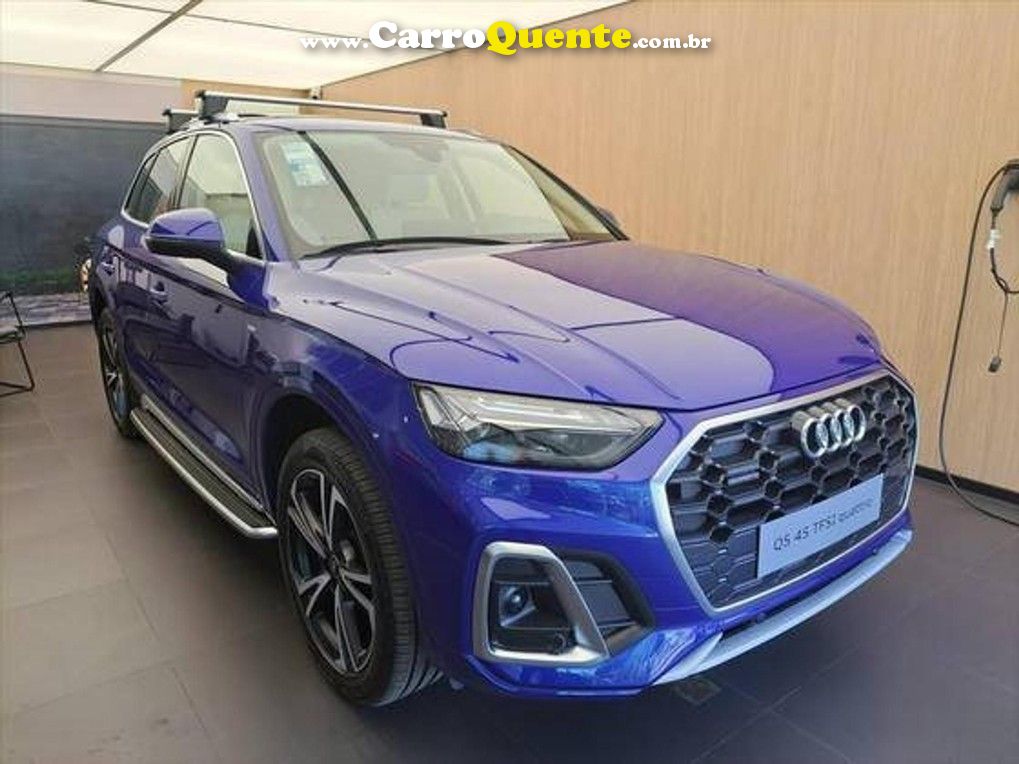 AUDI Q5 2.0 45 TFSI S-LINE QUATTRO 2024 - Loja