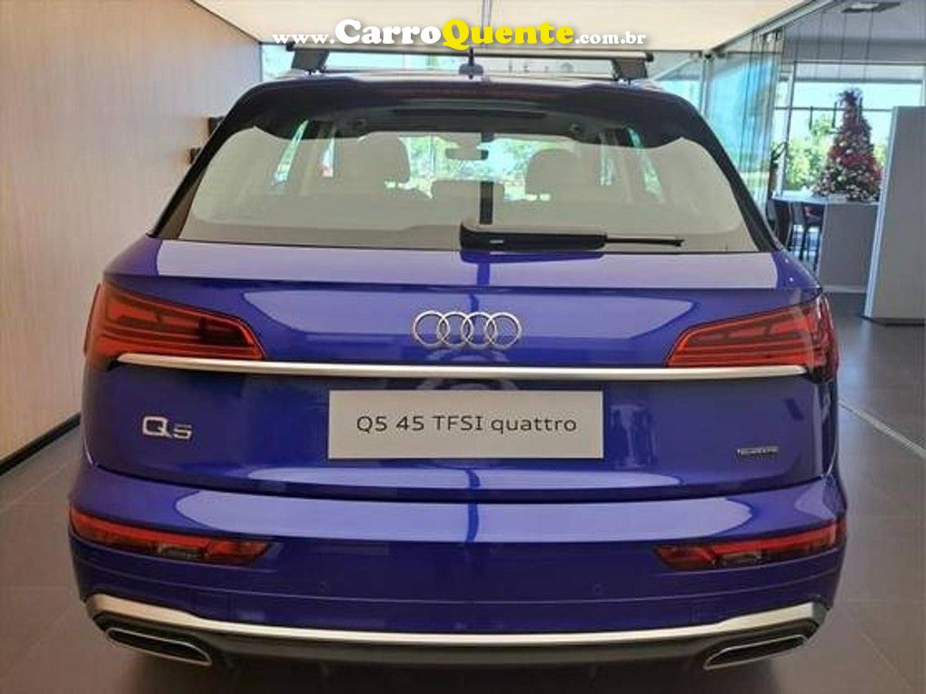 AUDI Q5 2.0 45 TFSI S-LINE QUATTRO 2024 - Loja