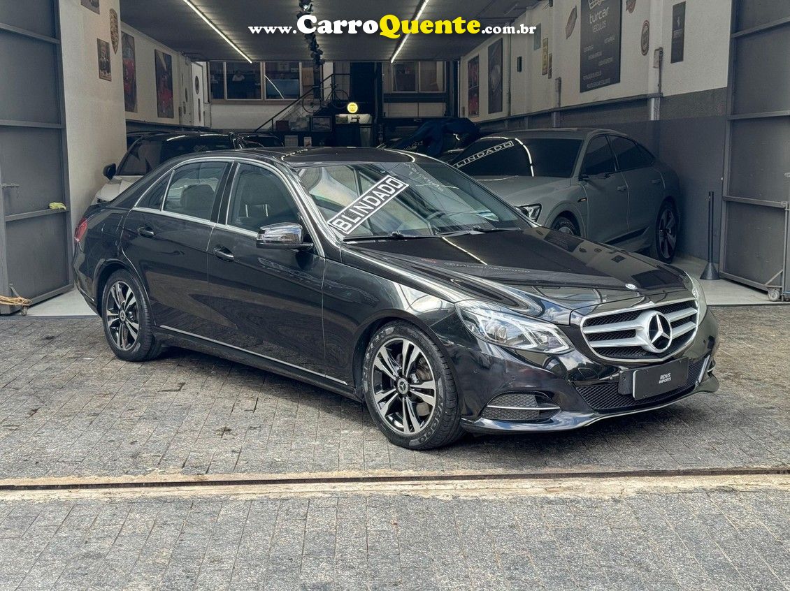 MERCEDES-BENZ E 250 2.0 AVANTGARDE 16V TURBO - Loja