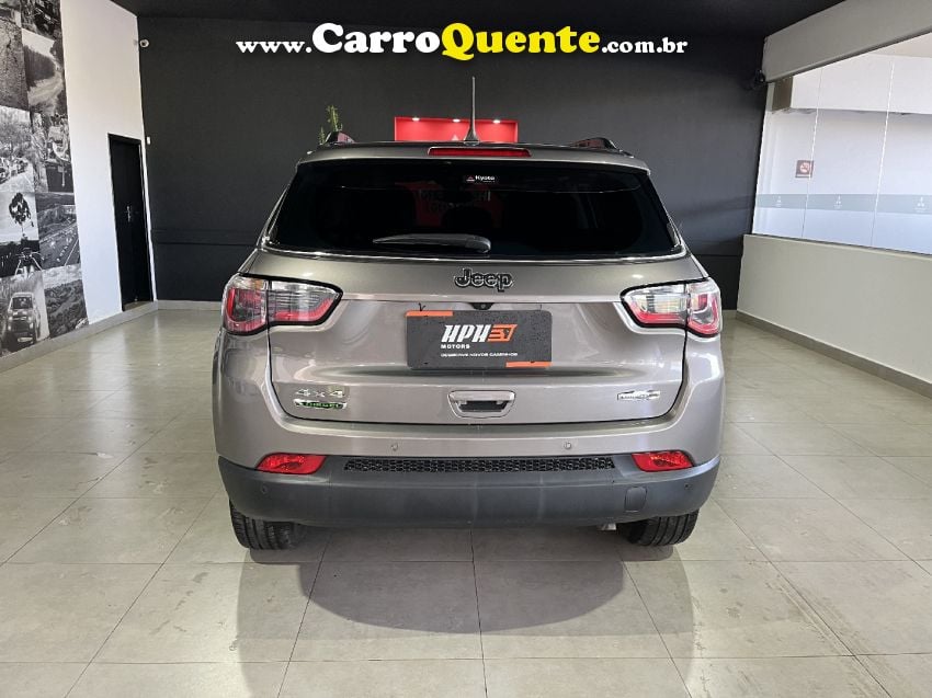 JEEP COMPASS 2.0 16V DIESEL LONGITUDE 4X4 AUTOMÁTICO - Loja