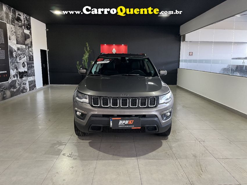 JEEP COMPASS 2.0 16V DIESEL LONGITUDE 4X4 AUTOMÁTICO - Loja