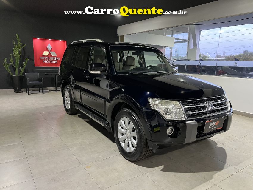 Mitsubishi PAJERO FULL 3.2 HPE 4X4 16V TURBO INTERCOOLER DIESEL 4P AUTOMÁTICO - Loja