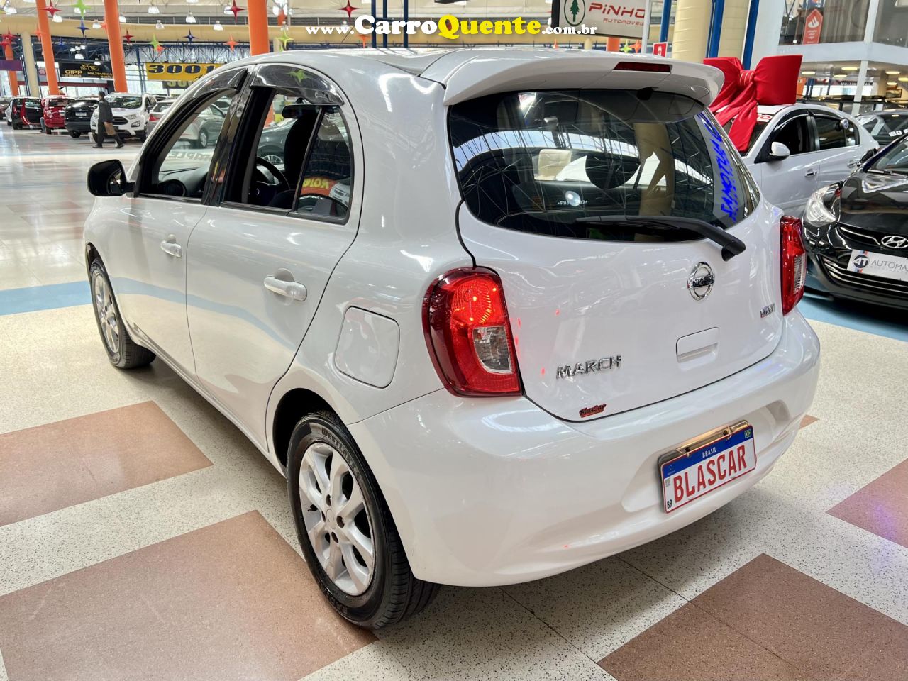 NISSAN   MARCH SV 1.6 16V FLEX FUEL   BRANCO 2015 1.6 FLEX - Loja