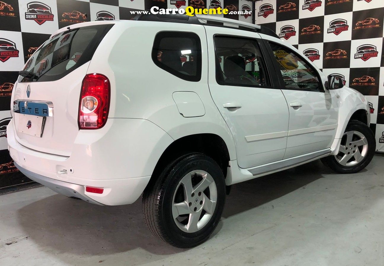 RENAULT DUSTER 1.6 4X2 16V - Loja