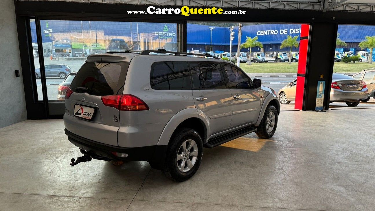 MITSUBISHI PAJERO DAKAR 3.5 HPE 7 LUGARES 4X4 V6 24V - Loja