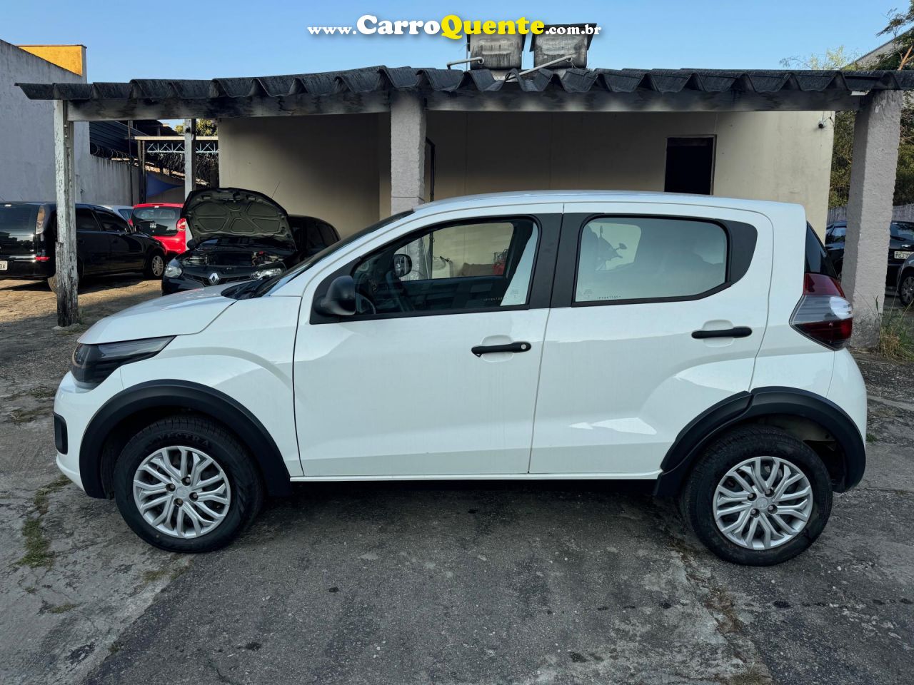 FIAT   MOBI LIKE 1.0 FIRE FLEX 5P.   BRANCO 2023 1.0 FLEX - Loja