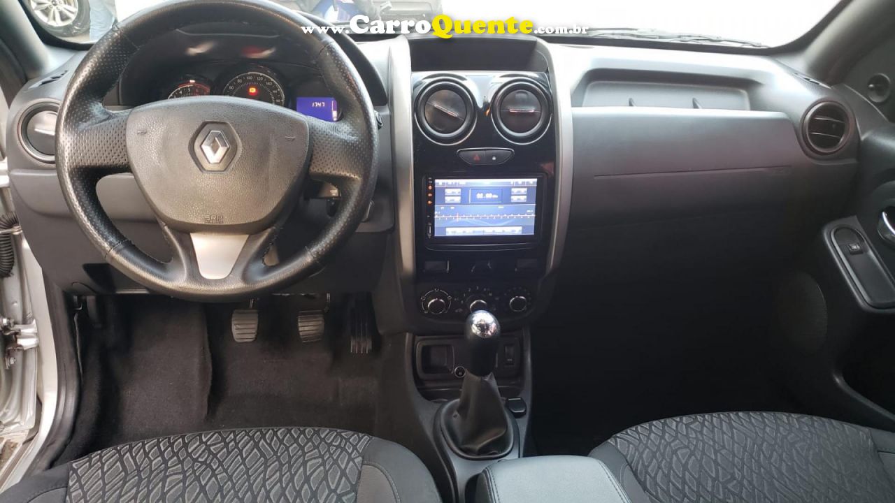 RENAULT   DUSTER EXPRESSION 1.6 HI-FLEX 16V MEC.   PRATA 2016 1.6 FLEX - Loja