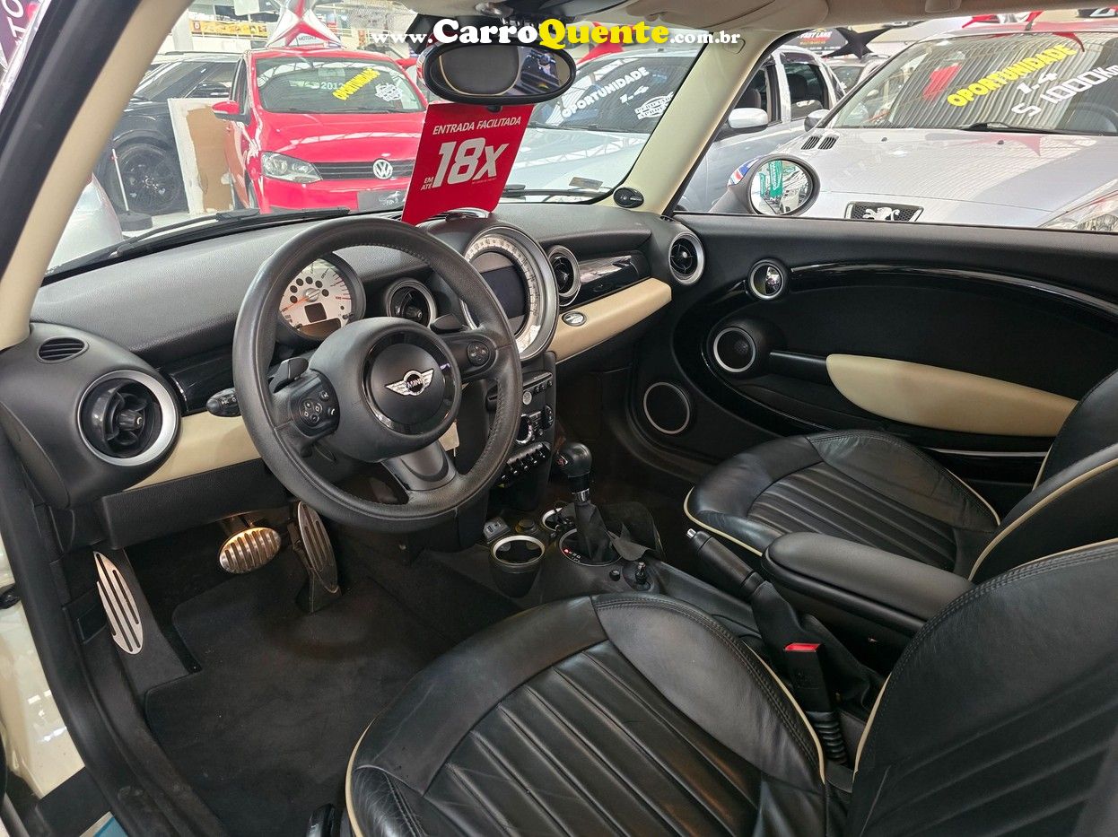 MINI COOPER 1.6 S 16V TURBO  KM 50.000 COM TETO - Loja