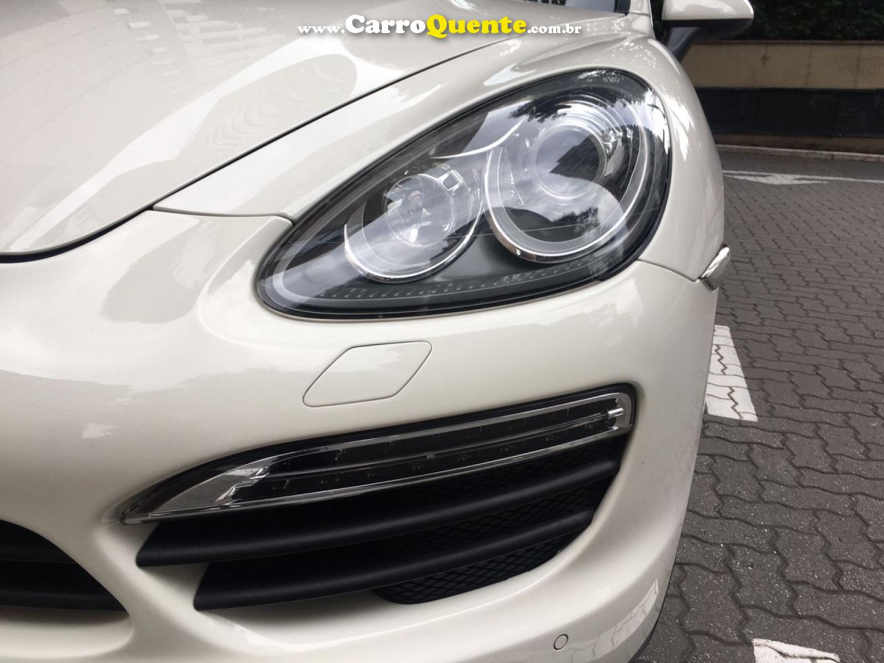 PORSCHE   4.8 S 4X4 V8 32V GASOLINA 4P TIPTRONIC   BRANCO 2011 4.8 GASOLINA - Loja