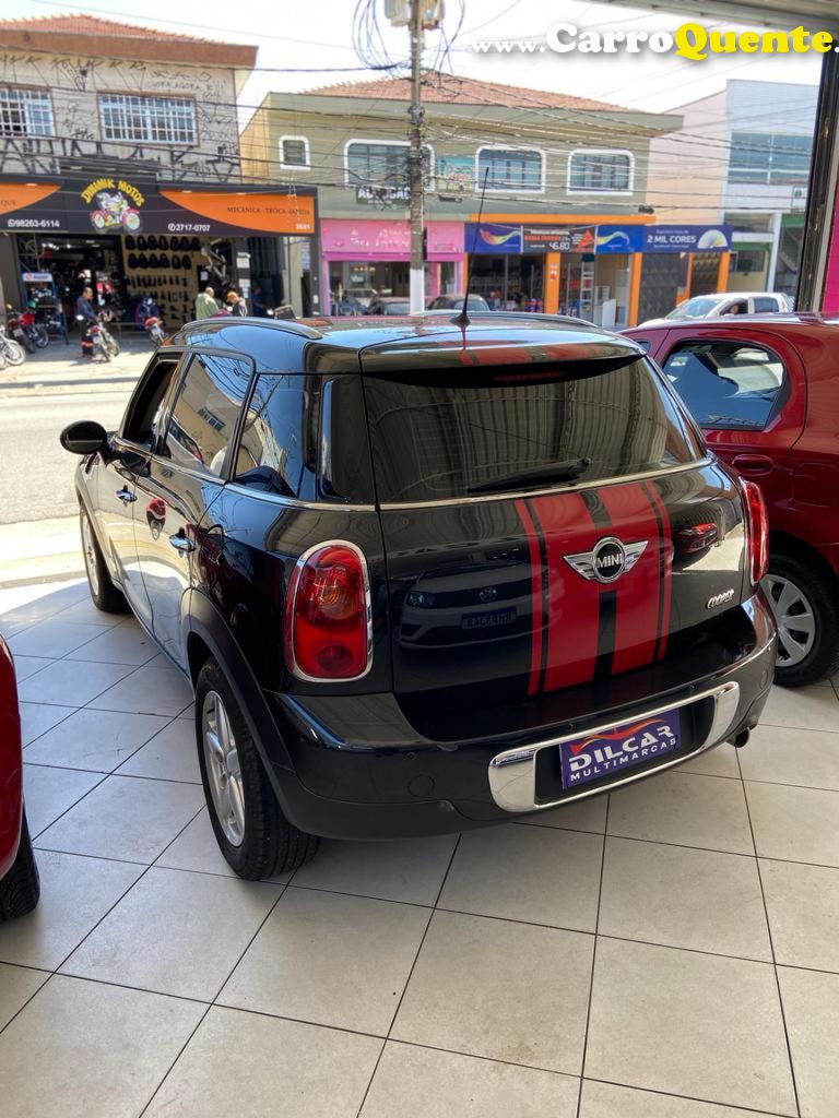 MINI   COOPER 1.6 AUT.   PRETO 2011 1.6 GASOLINA - Loja