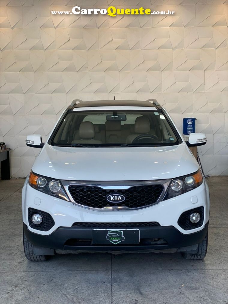 KIA SORENTO 3.5 V6 GASOLINA EX 7L 4WD AUTOMÁTICO - Loja