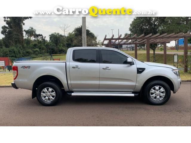 Ranger XLT 3.2 20V 4x4 CD Diesel Aut. 2016/2016 Ford - Loja