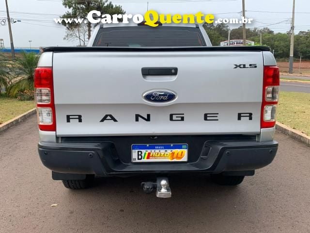 Ranger XLT 3.2 20V 4x4 CD Diesel Aut. 2016/2016 Ford - Loja