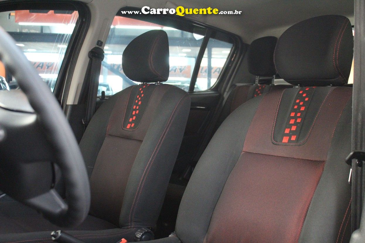 RENAULT SANDERO 1.6 STEPWAY 8V - Loja