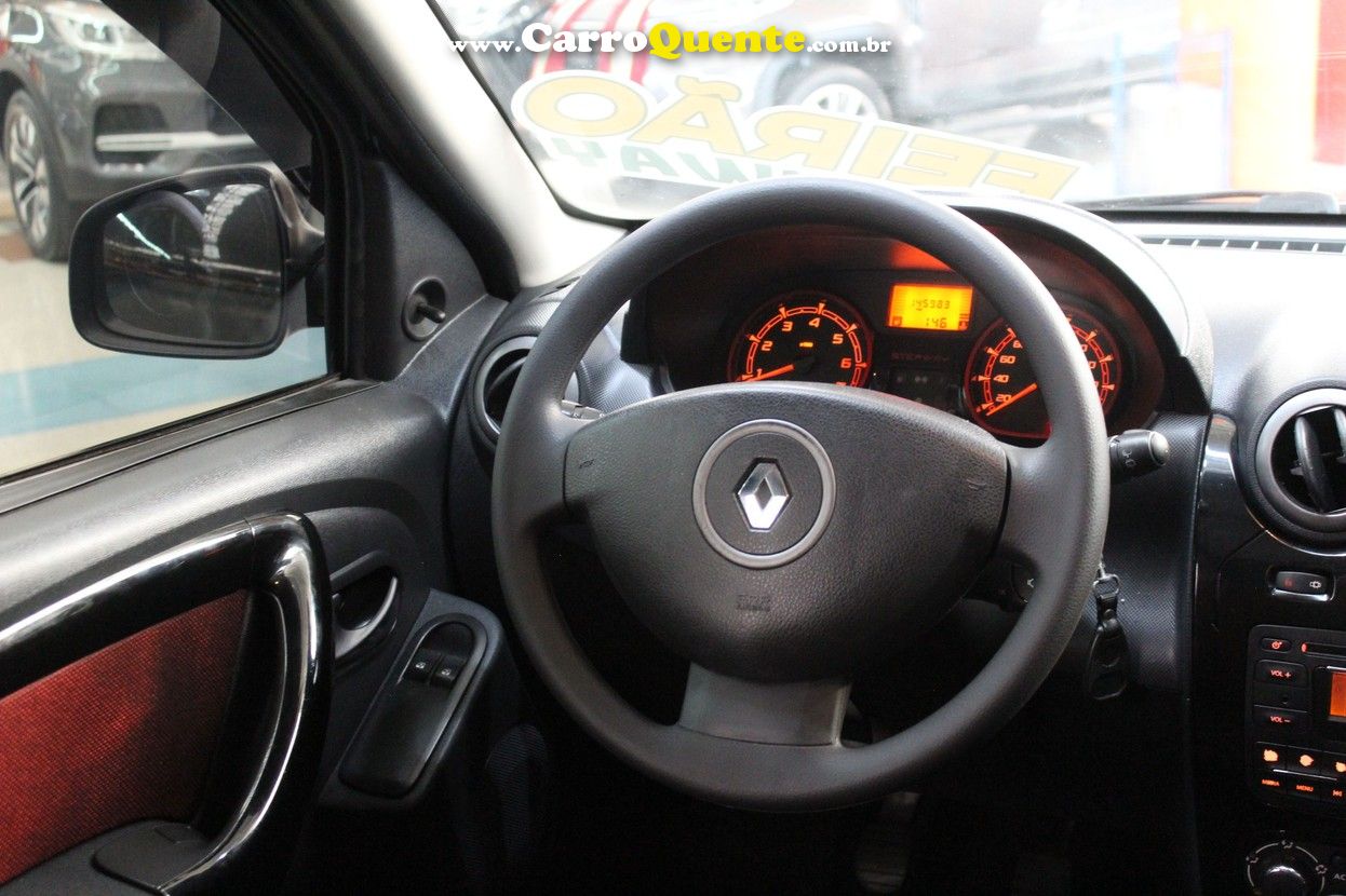 RENAULT SANDERO 1.6 STEPWAY 8V - Loja