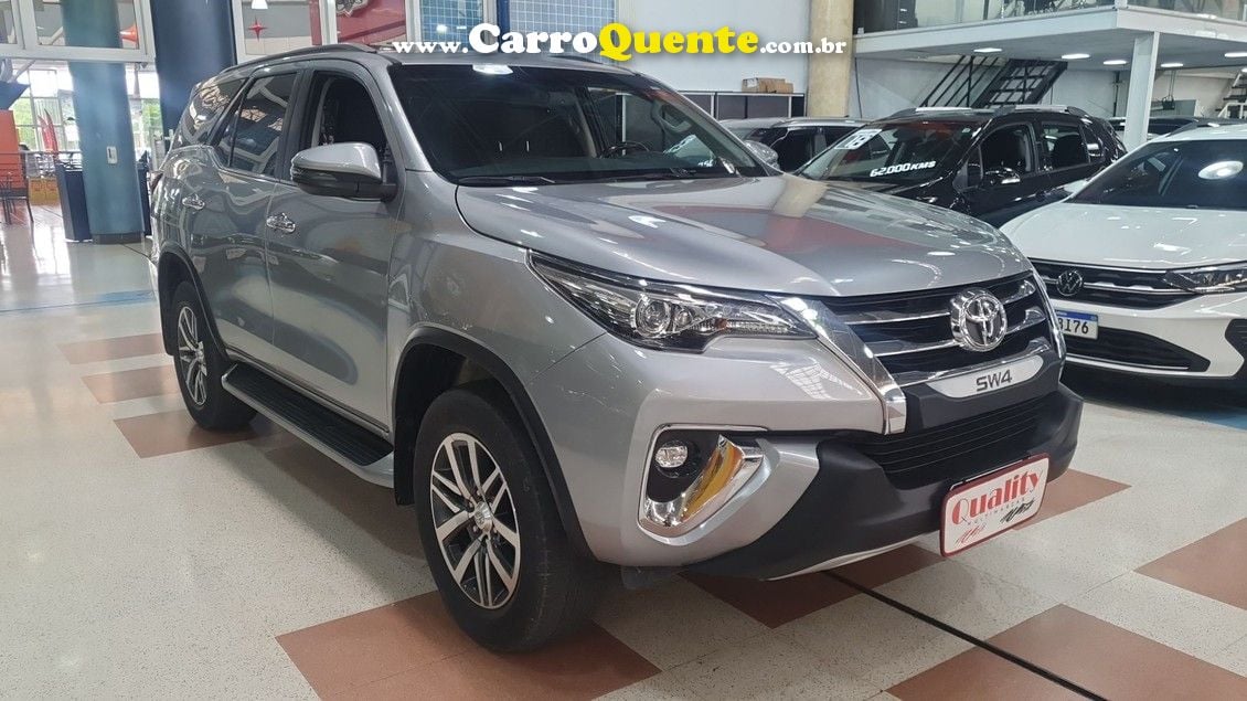 TOYOTA HILUX SW4 2.8 SRX 4X4 7 LUGARES 16V TURBO INTERCOOLER - Loja