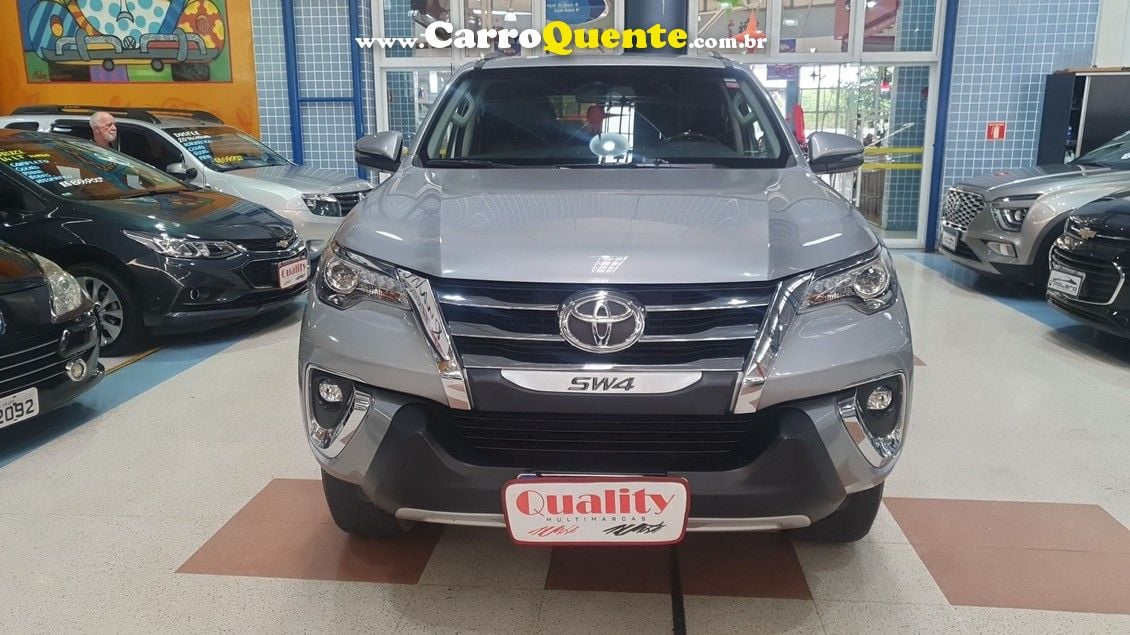 TOYOTA HILUX SW4 2.8 SRX 4X4 7 LUGARES 16V TURBO INTERCOOLER - Loja