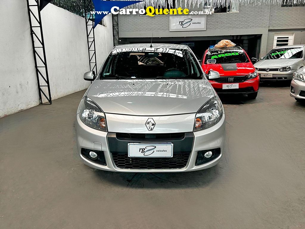 RENAULT SANDERO 1.0 EXPRESSION 16V - Loja