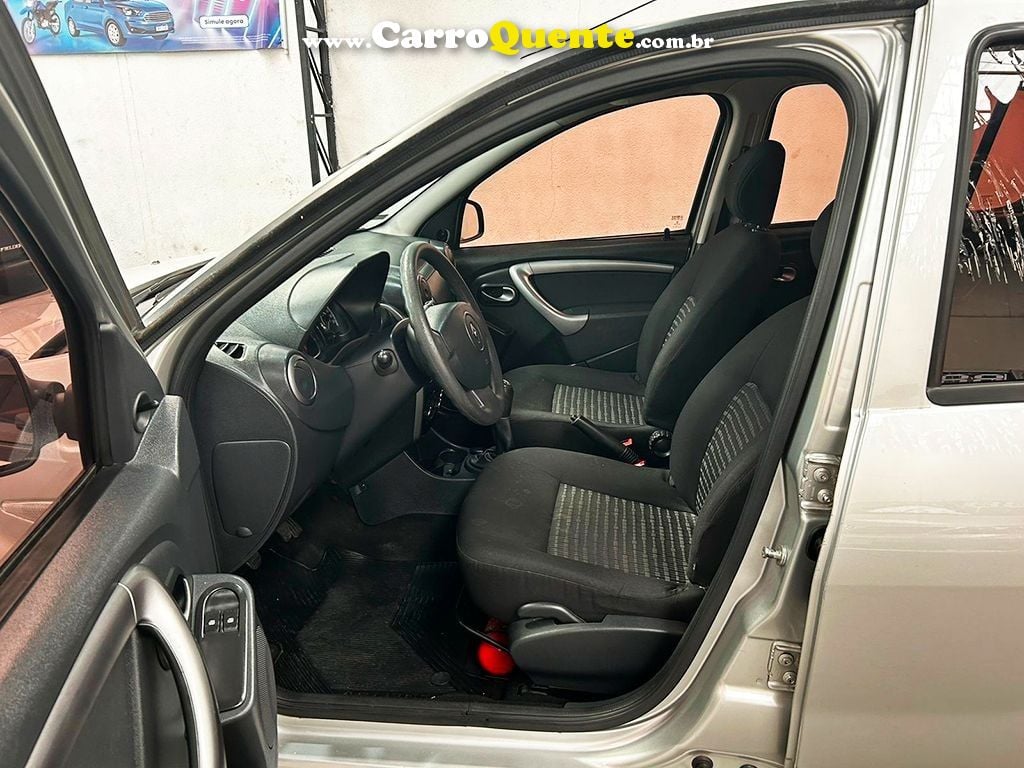 RENAULT SANDERO 1.0 EXPRESSION 16V - Loja