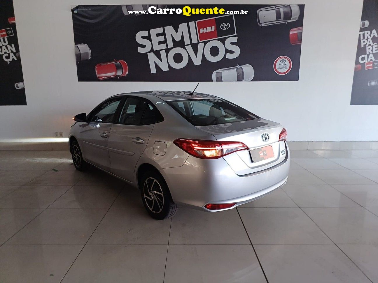 TOYOTA YARIS 1.5 16V SEDAN XLS CONNECT MULTIDRIVE - Loja