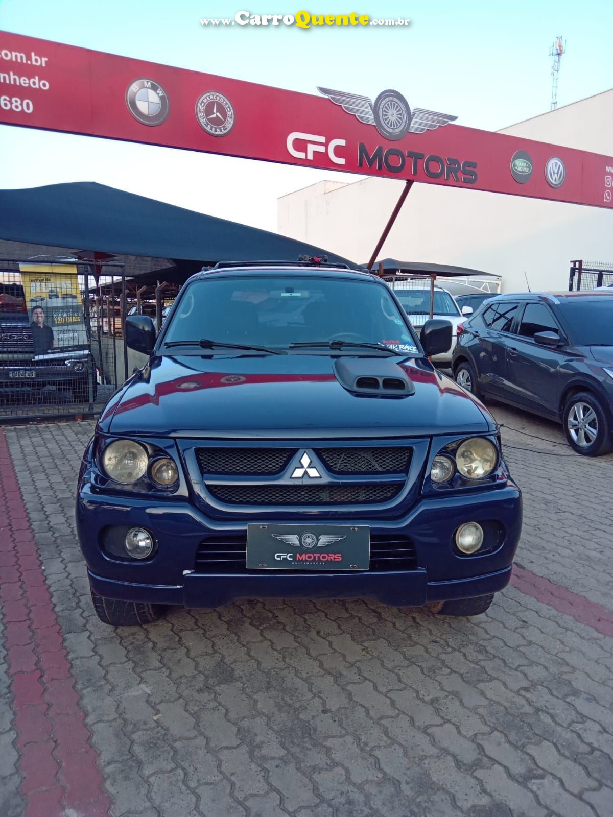 MITSUBISHI PAJERO SPORT 3.0 GLS 4X4 V6 24V - Loja