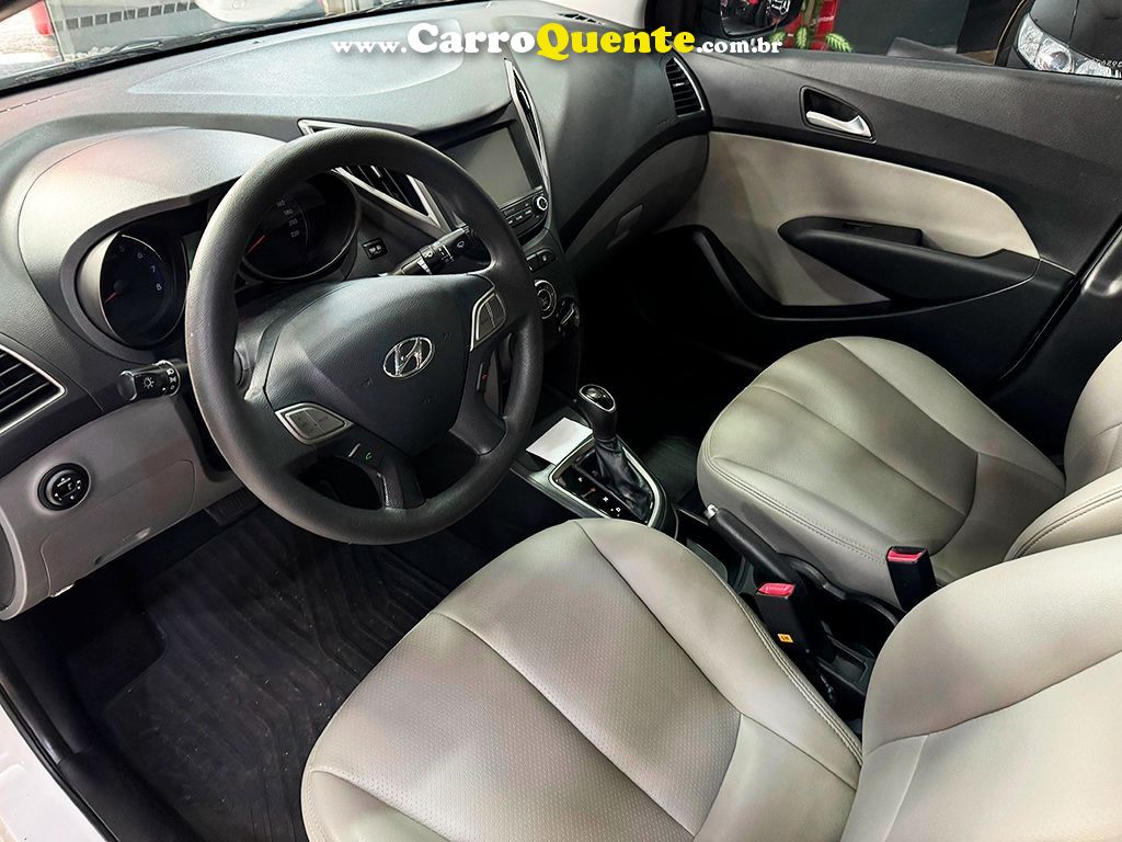 HYUNDAI HB20S 1.6 COMFORT PLUS 16V - Loja