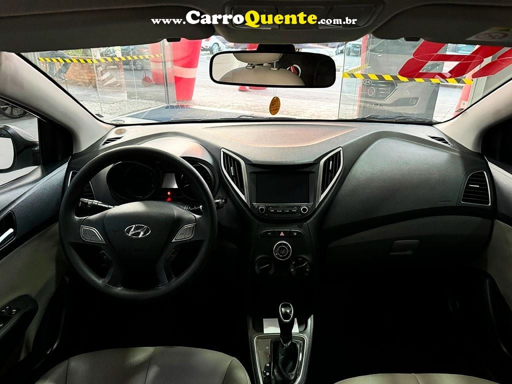 HYUNDAI HB20S 1.6 COMFORT PLUS 16V - Loja