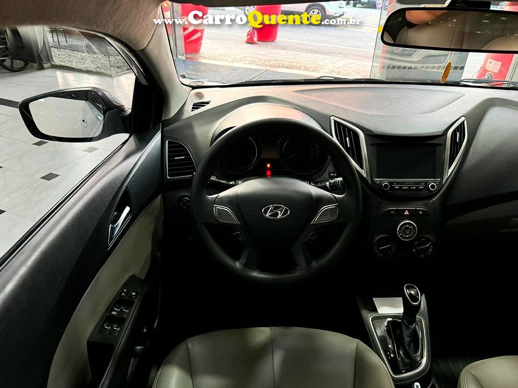 HYUNDAI HB20S 1.6 COMFORT PLUS 16V - Loja