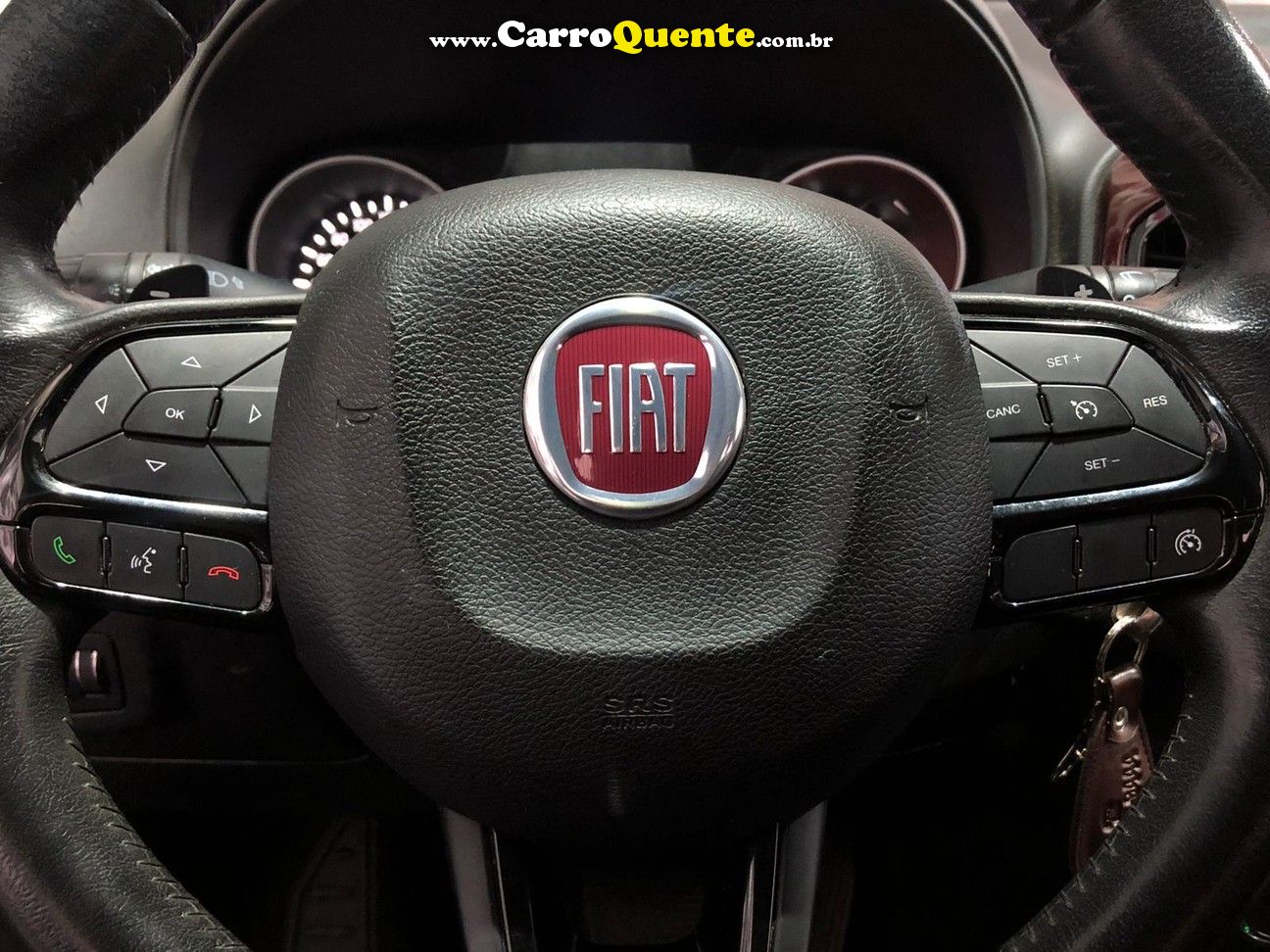 FIAT TORO 2.0 16V TURBO FREEDOM 4WD AT9 - Loja