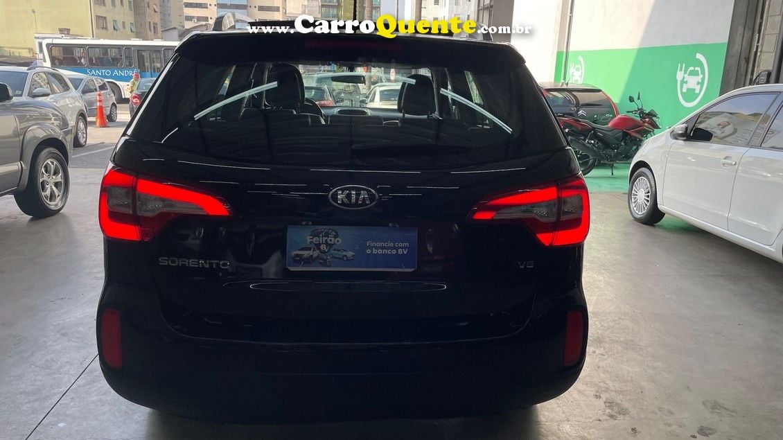 KIA SORENTO 3.5 S.670 V6 4X4 2015 Blindada - Loja