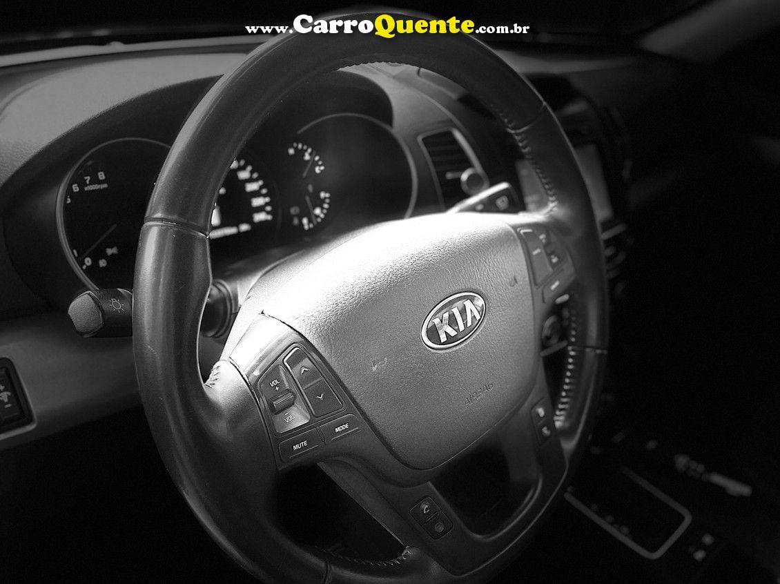 KIA SORENTO 3.5 S.670 V6 4X4 2015 Blindada - Loja