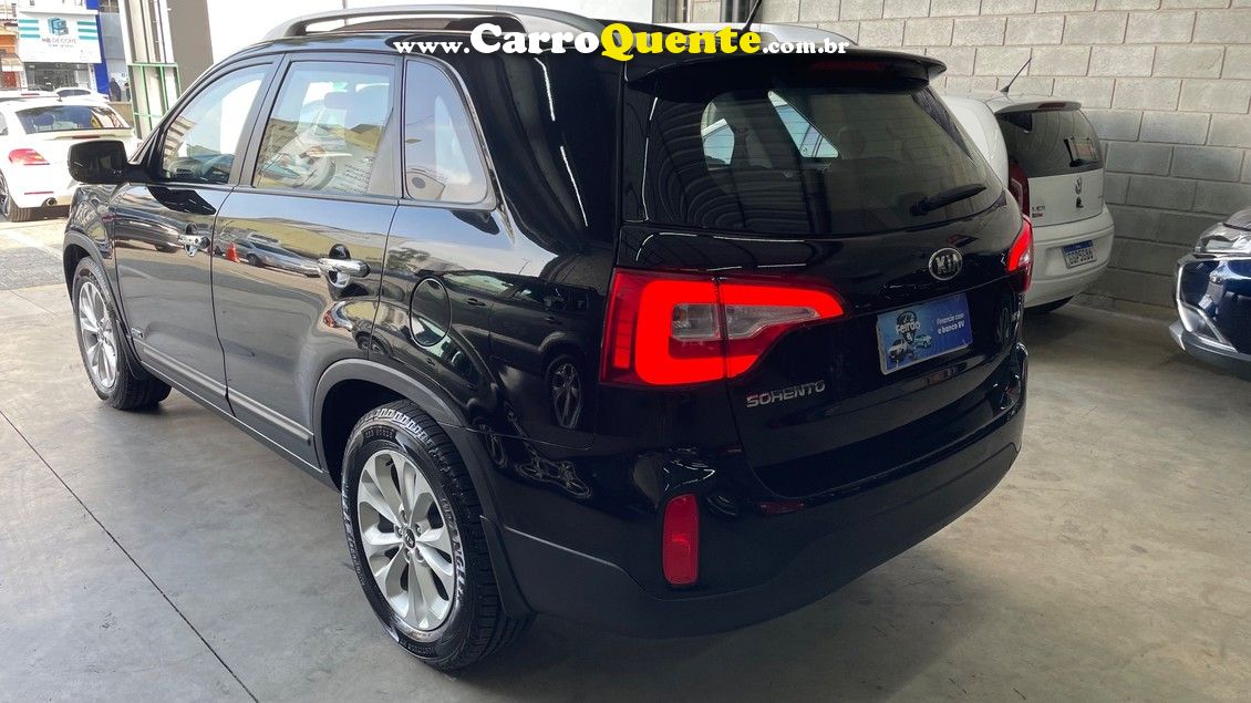 KIA SORENTO 3.5 S.670 V6 4X4 2015 Blindada - Loja