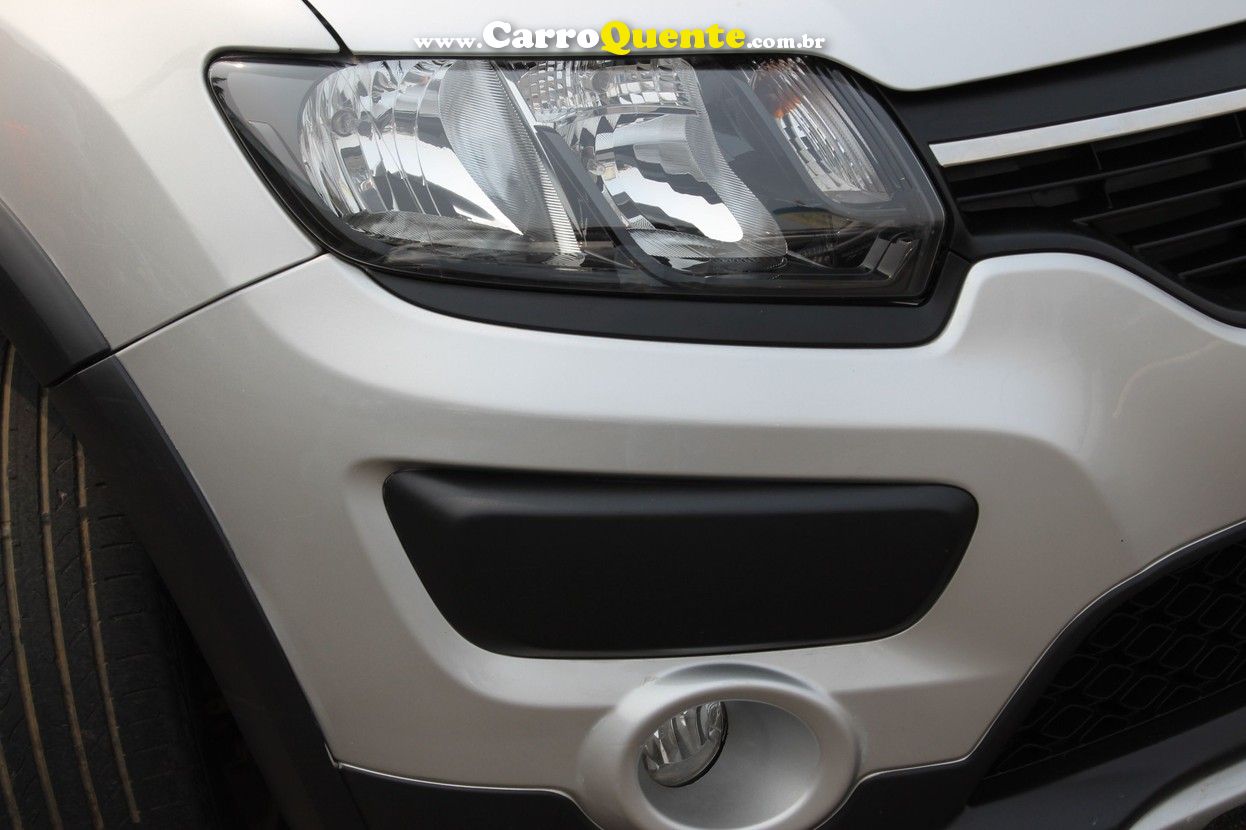 RENAULT SANDERO 1.6 16V SCE STEPWAY DYNAMIQUE - Loja