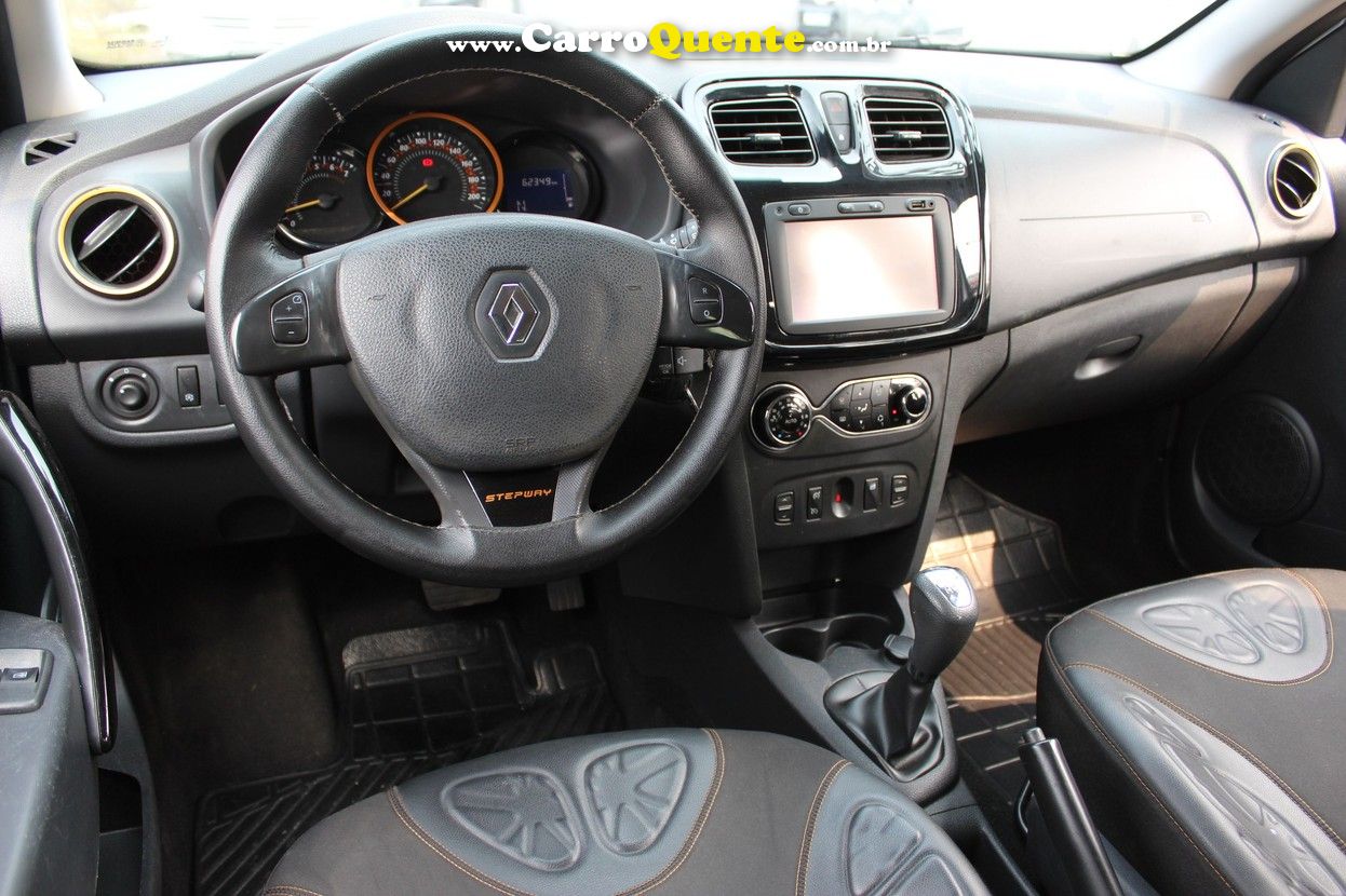 RENAULT SANDERO 1.6 16V SCE STEPWAY DYNAMIQUE - Loja