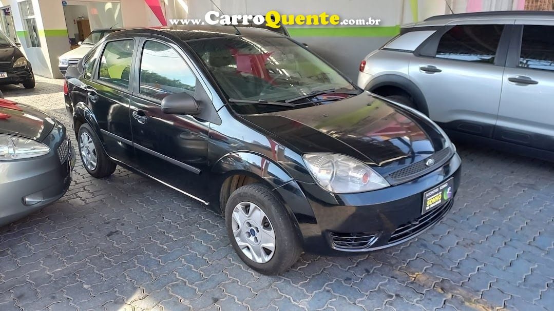 FORD FIESTA 1.6 MPI SEDAN 8V - Loja