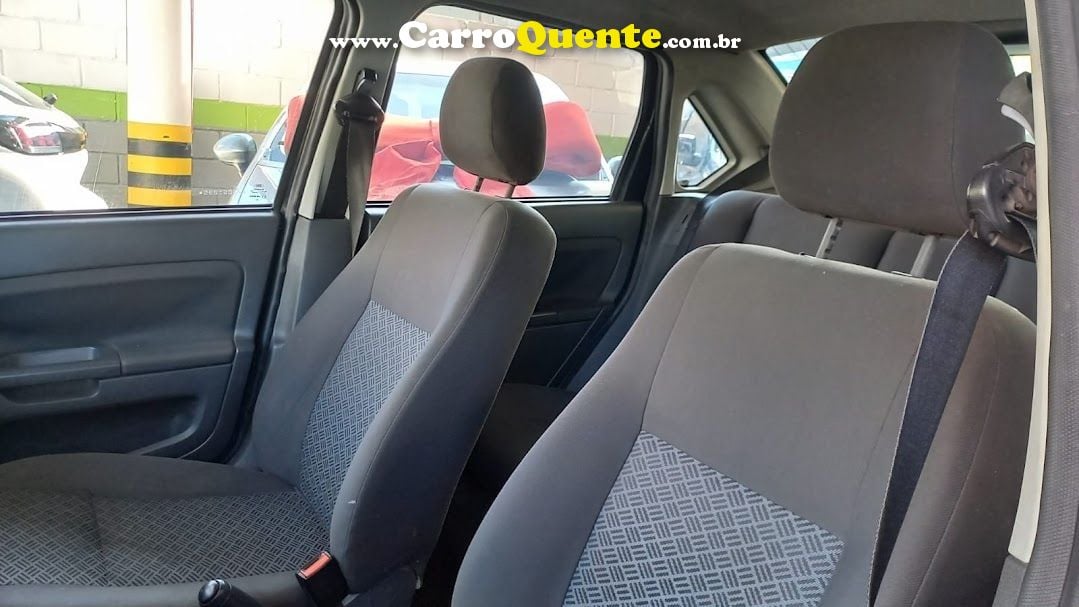 FORD FIESTA 1.6 MPI SEDAN 8V - Loja