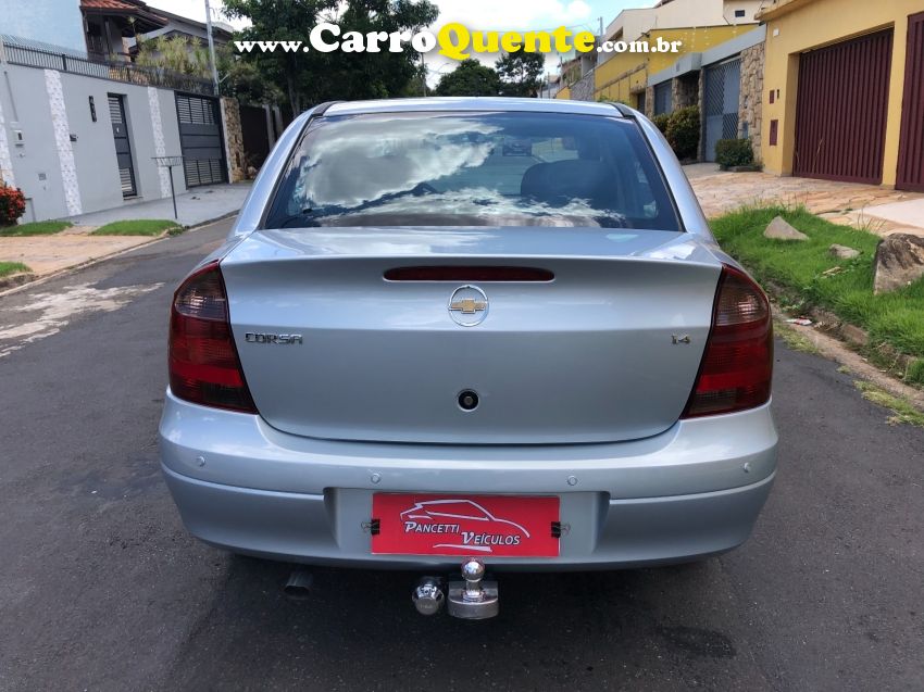 Chevrolet CORSA 1.4 MPFI PREMIUM SEDAN 8V FLEX 4P MANUAL - Loja