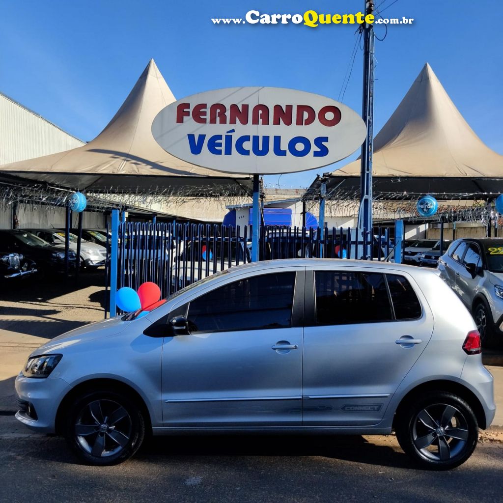 VOLKSWAGEN   FOX CONNECT 1.6 FLEX 8V 5P   PRATA 2018 1.6 FLEX - Loja