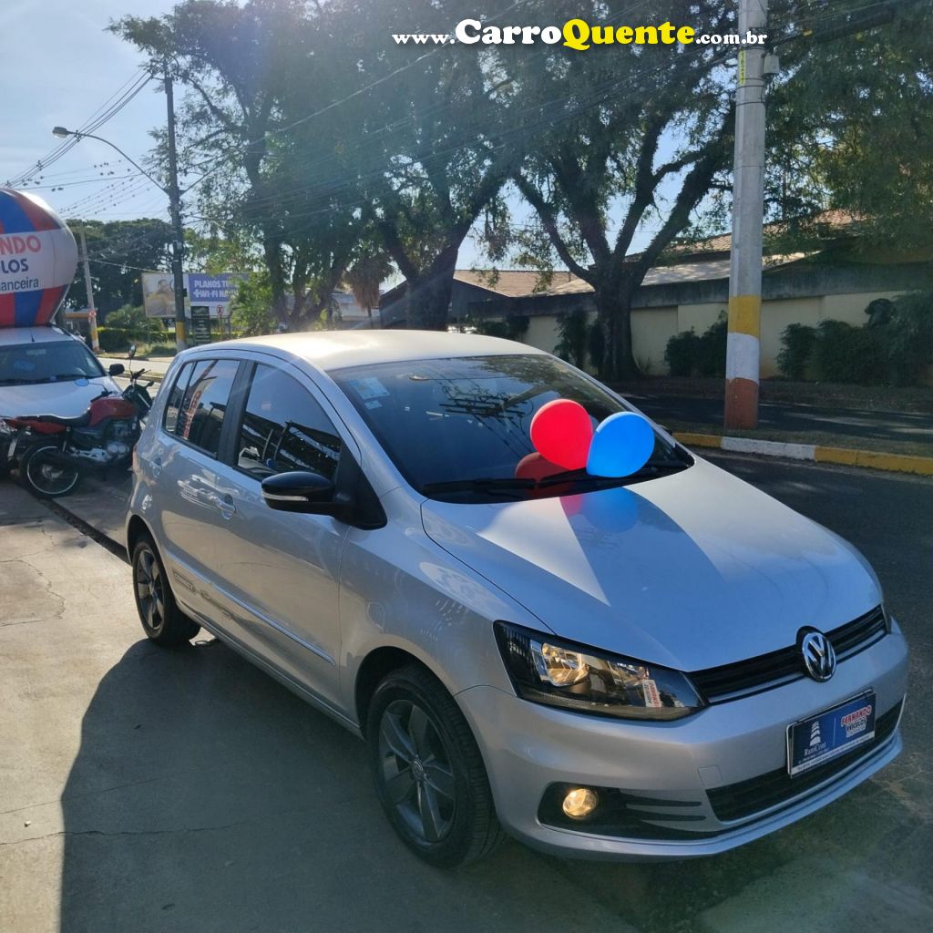 VOLKSWAGEN   FOX CONNECT 1.6 FLEX 8V 5P   PRATA 2018 1.6 FLEX - Loja